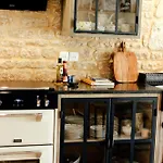 Au Petit Bonheur De