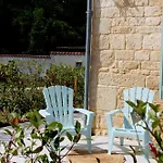 Holiday home Au Petit Bonheur De Lorigne