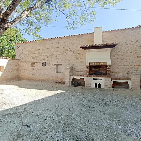 Au Petit Bonheur De * Lorigné