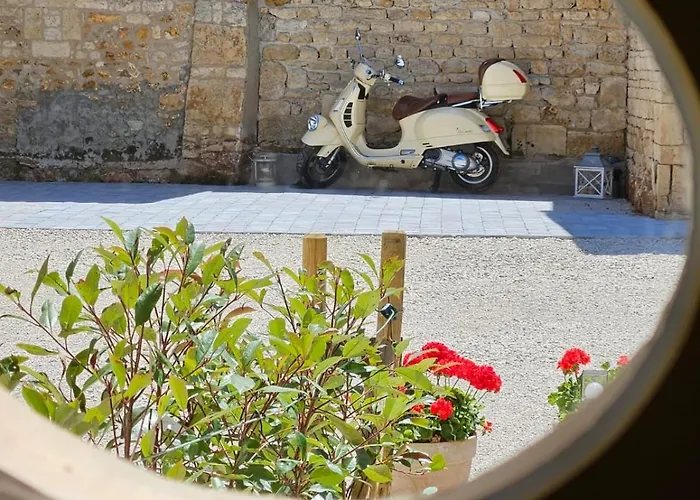 Au Petit Bonheur De * Lorigné